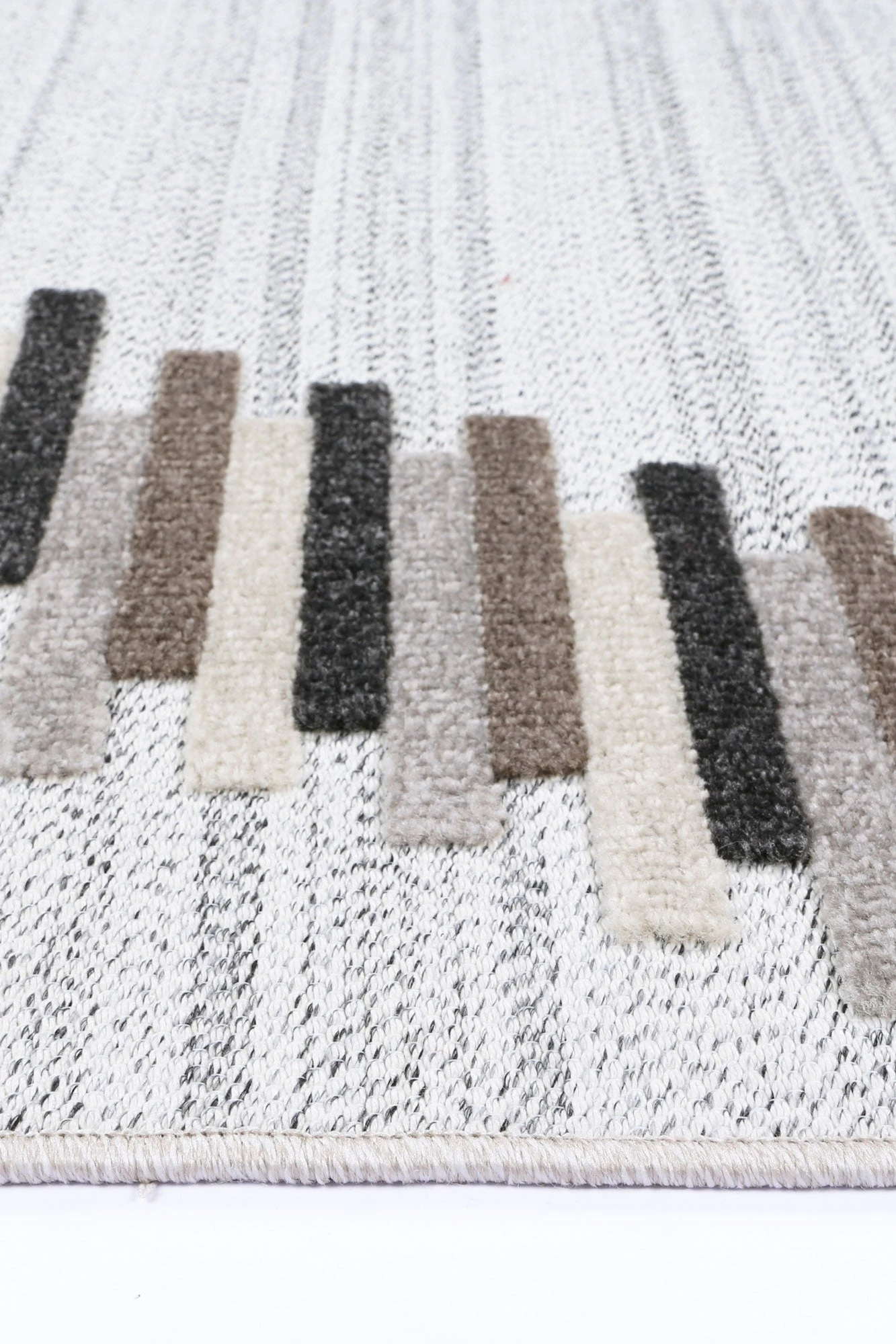 Nefeli Beige Cream Diamond Rug 5 Nefeli Beige Cream Diamond Rug - Image 3