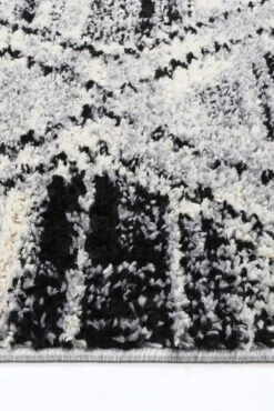 Myk Black White Diamond Rug -Home Furnishings Store MANS16005BWHI 3