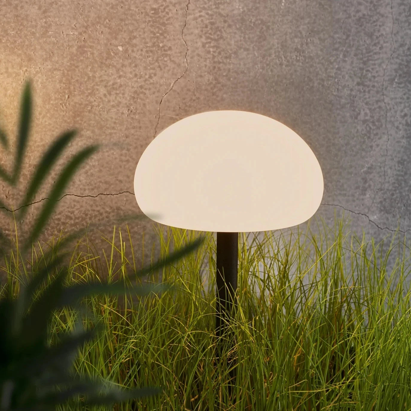 Nordlux Sponge Spike | Battery Light | White 4 Nordlux Sponge Spike | Battery Light | White - Image 2