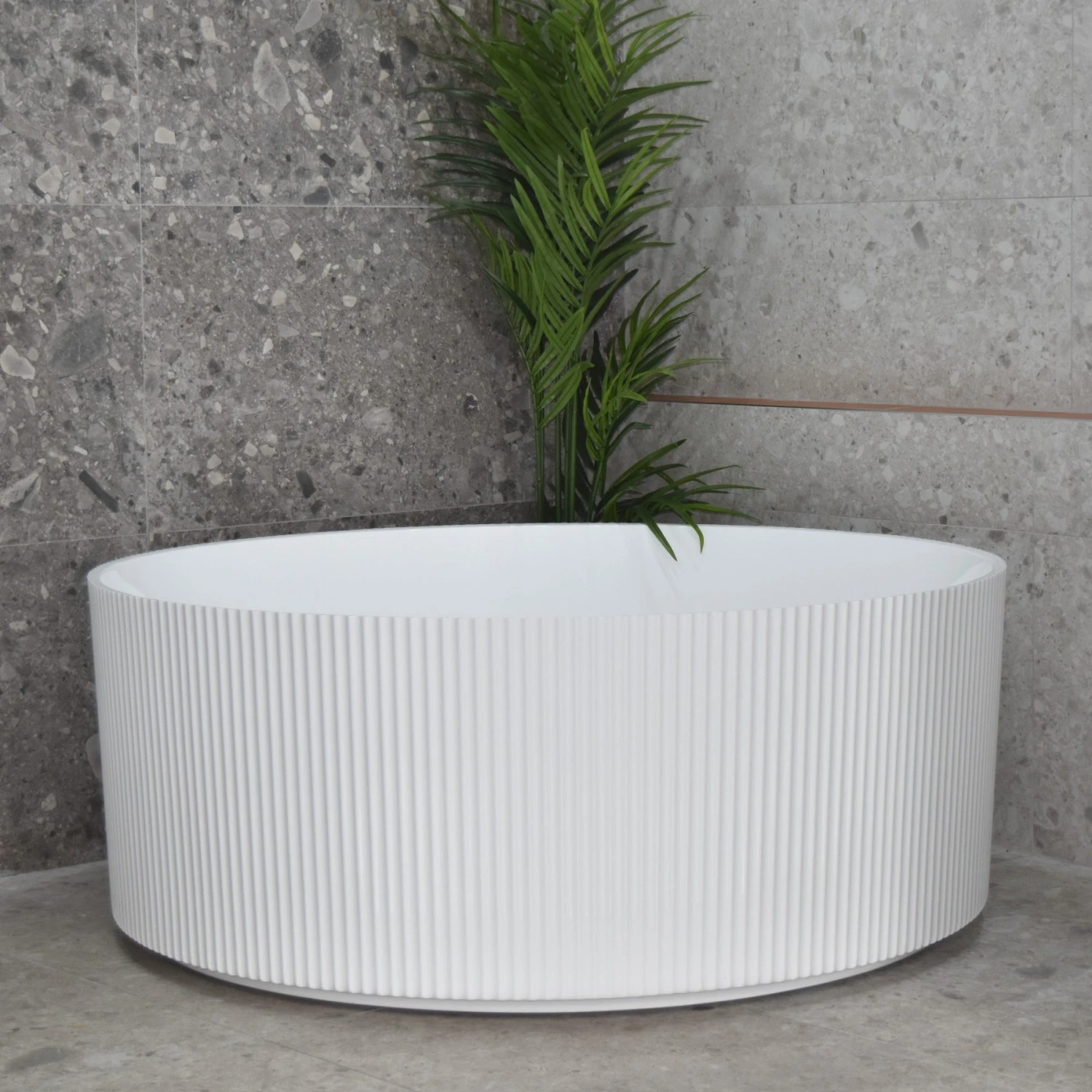 Poseidon POS Sunshine Groove Fluted Round Freestanding Bath Gloss White Finish 1500mm 5 Poseidon POS Sunshine Groove Fluted Round Freestanding Bath Gloss White Finish 1500mm - Image 3